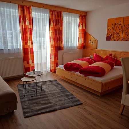 Gaestehaus Maria - Privatzimmer Nassereith Bagian luar foto