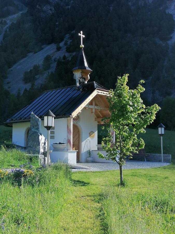 Gaestehaus Maria - Privatzimmer Nassereith Bagian luar foto