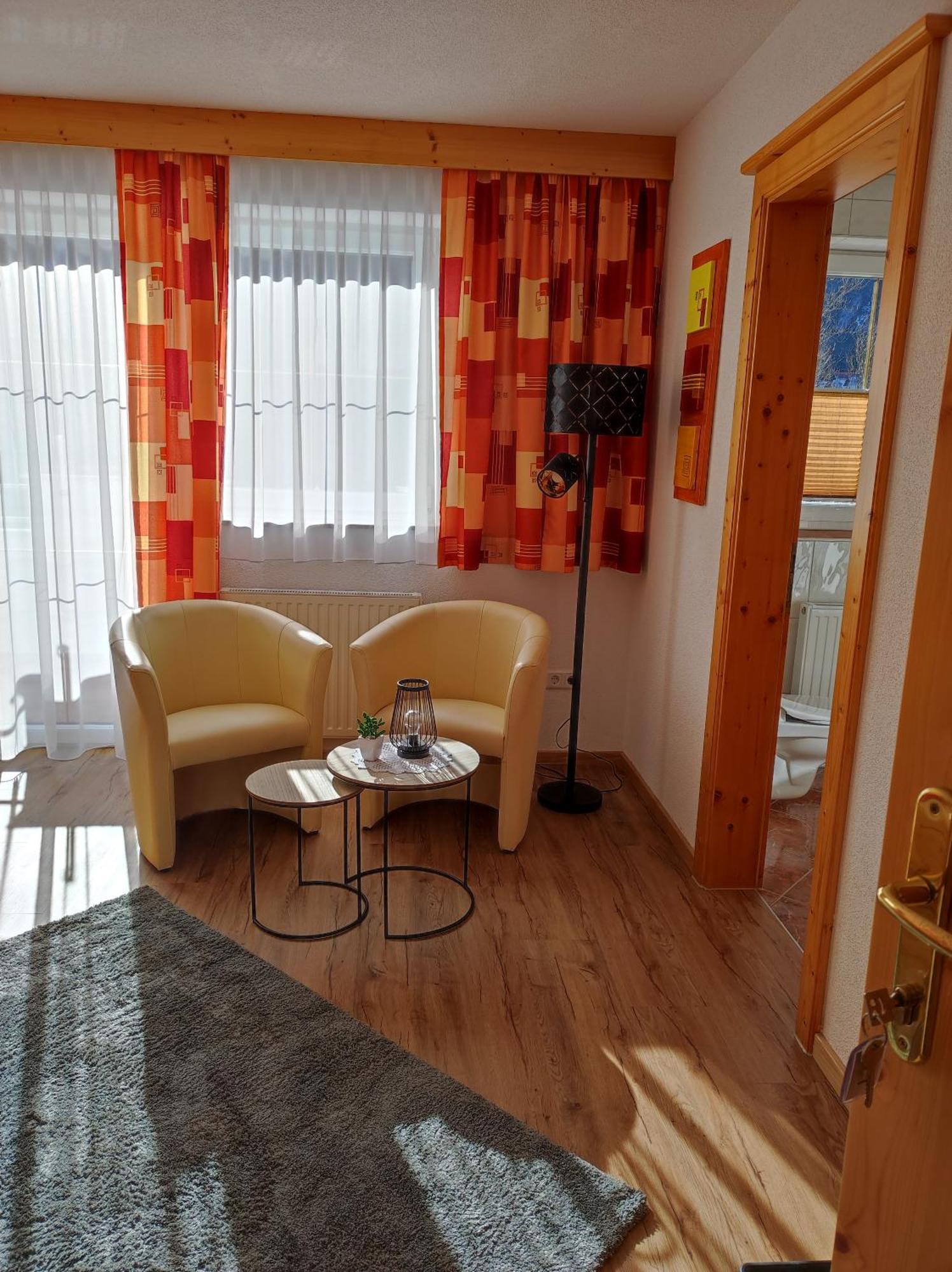 Gaestehaus Maria - Privatzimmer Nassereith Bagian luar foto