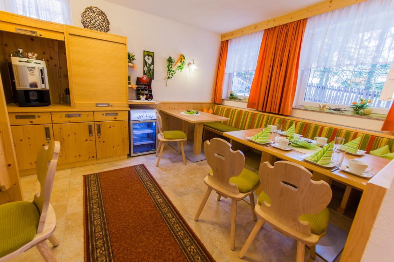Gaestehaus Maria - Privatzimmer Nassereith Bagian luar foto